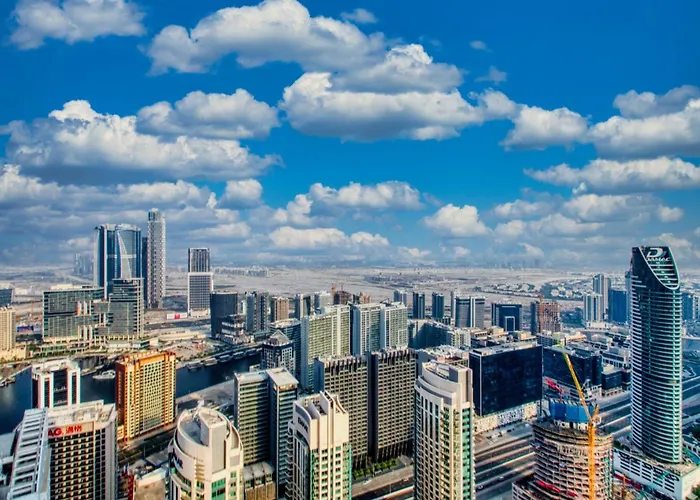 Exclusive 4 Bedroom Apartment I Burj Khalifa And Fountain Views I Free Wi-Fi, Pool, Gym & Parking I By Meerak