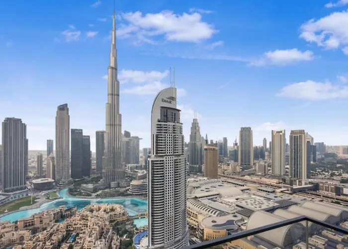 Exclusive 4 Bedroom Apartment I Burj Khalifa And Fountain Views I Free Wi-Fi, Pool, Gym & Parking I By Meerak